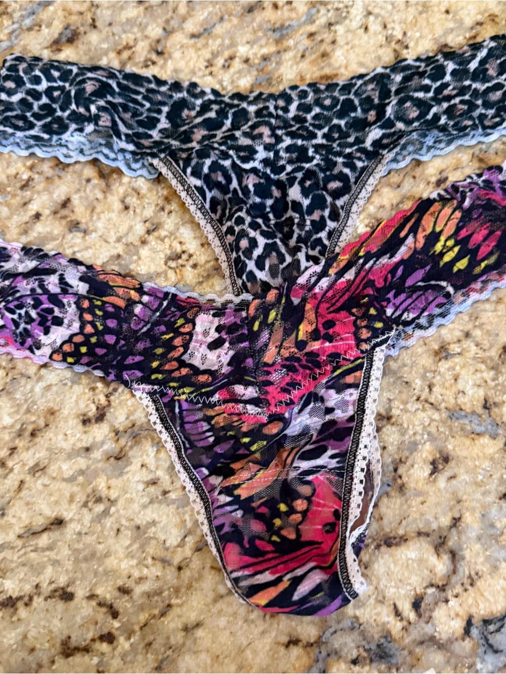 Women’s Lace-Trim Thong Panties  Animal & Butterfly Print hanky panky